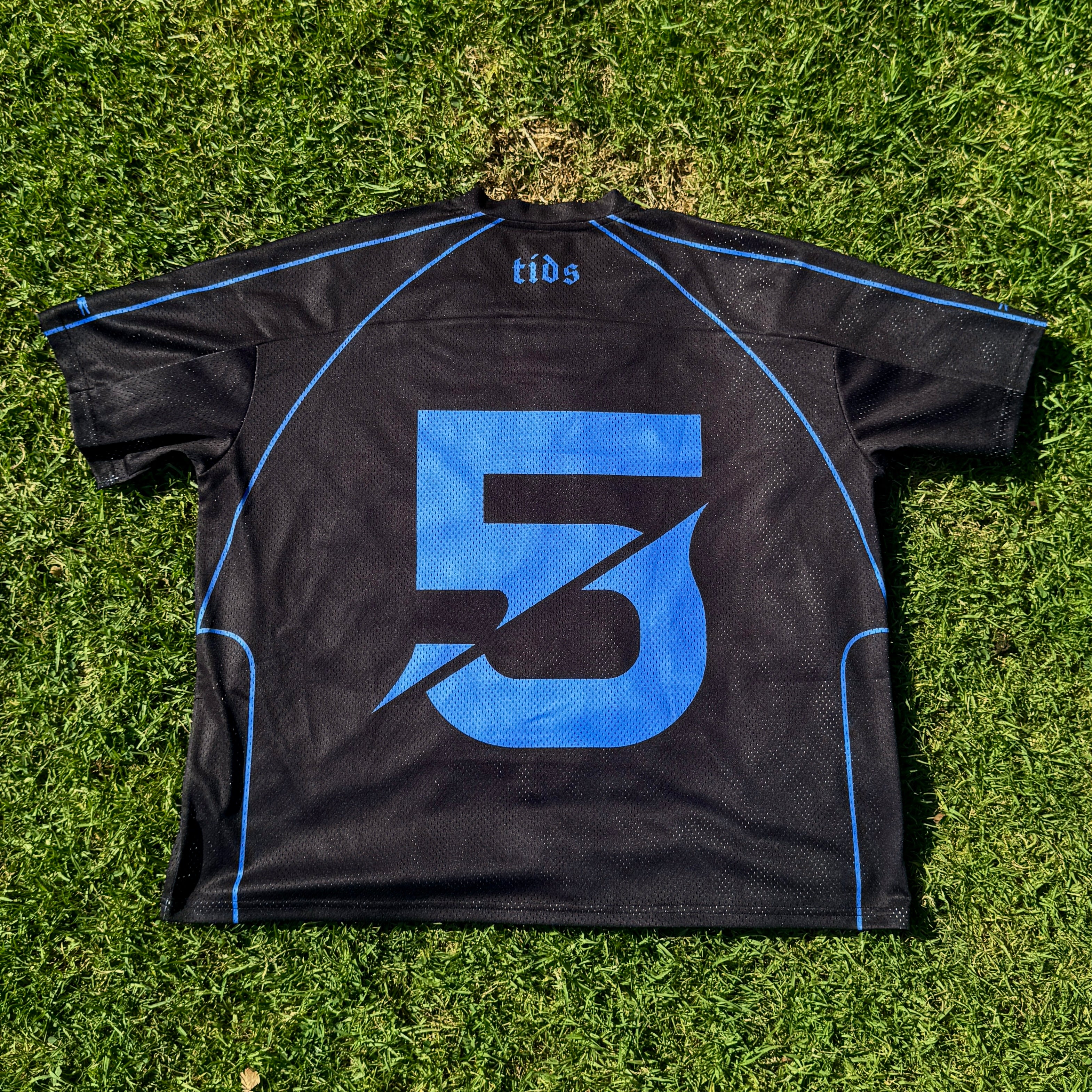 LE SSERAFIM x CHROMA JERSEY